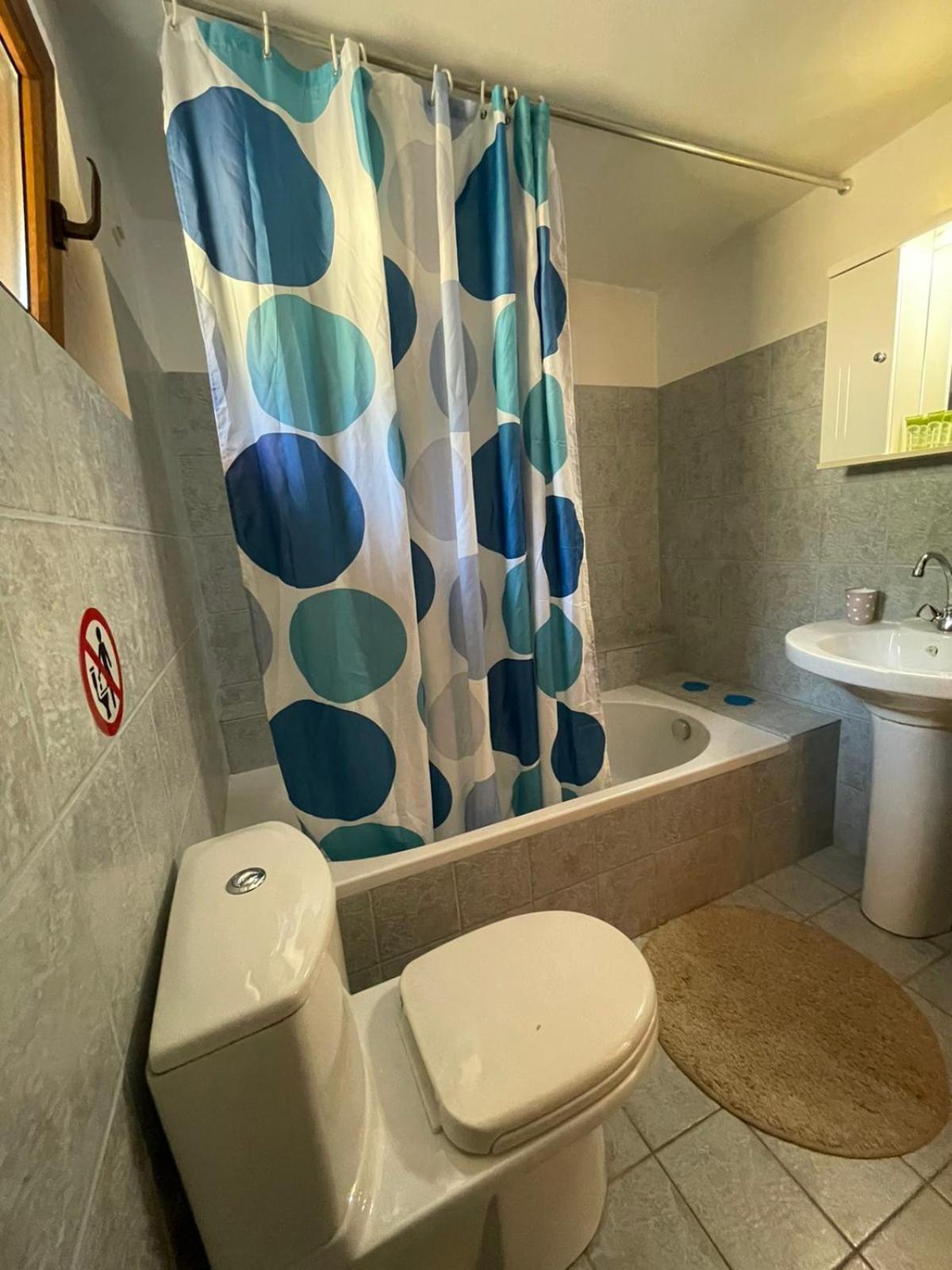 Michel Studios Калаврита Екстериор снимка